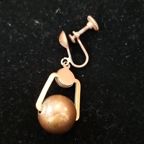 💎VINTAGE SCREW BACK DROP EARRINGS - Picture 2 of 4